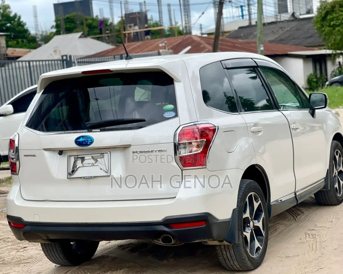 Subaru Forester 2013 White