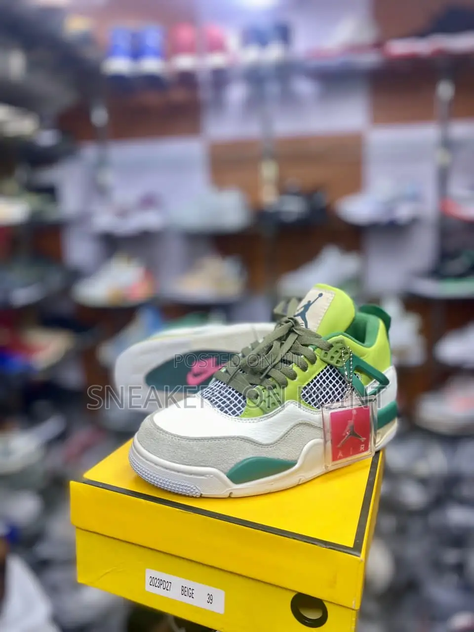 Air Jordan 4