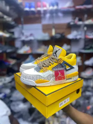 Air Jordan 4