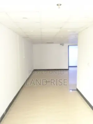 105 SQM Office Space in Posta