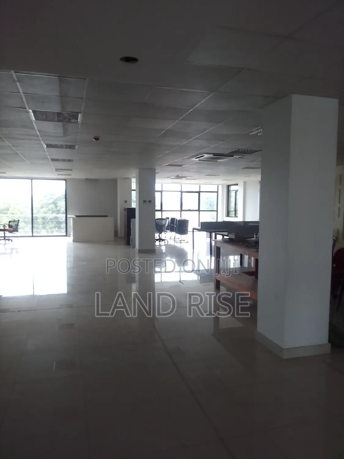 420 SQM Office Space