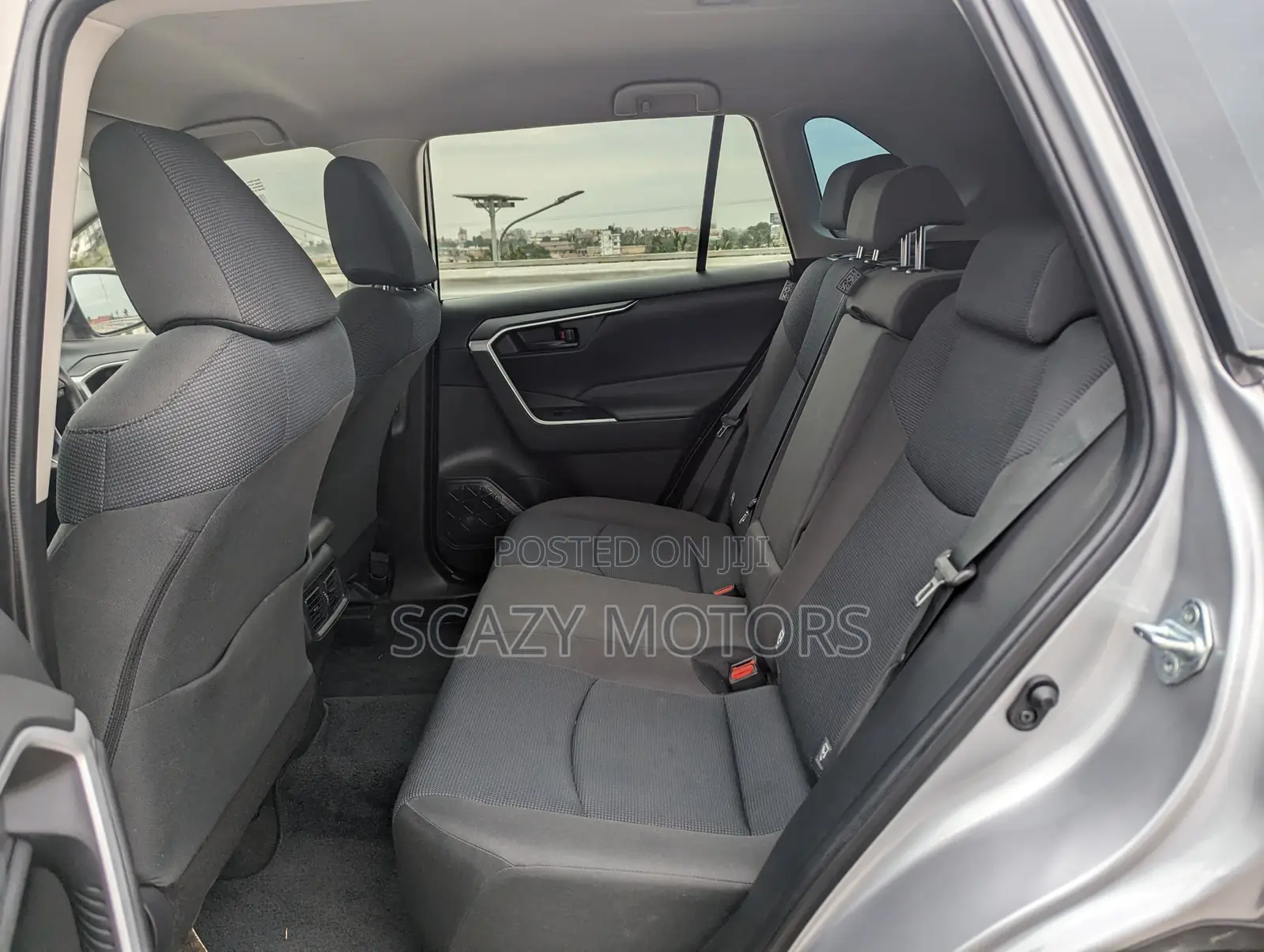 Toyota RAV4 2022 Gray