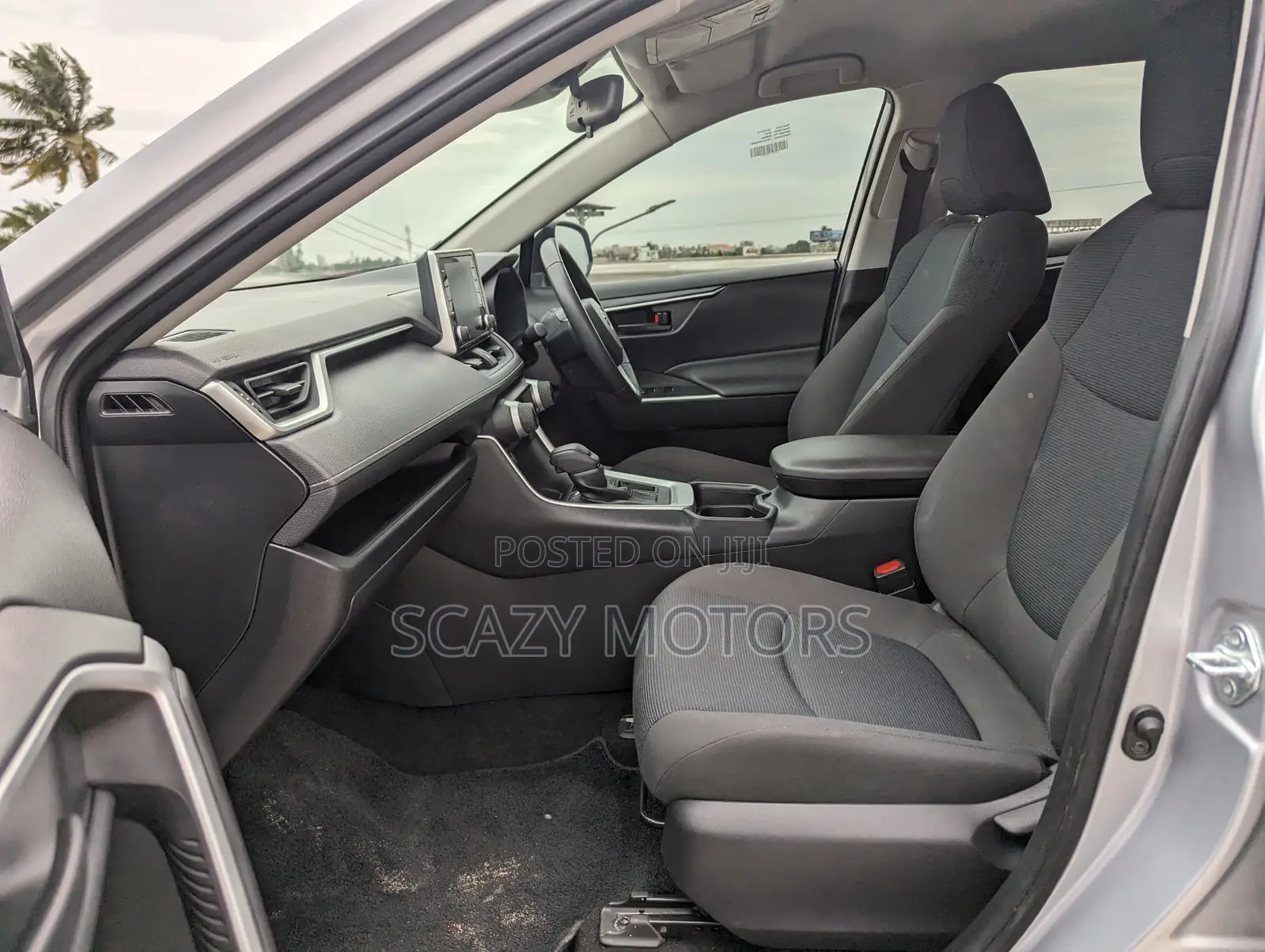 Toyota RAV4 2022 Gray