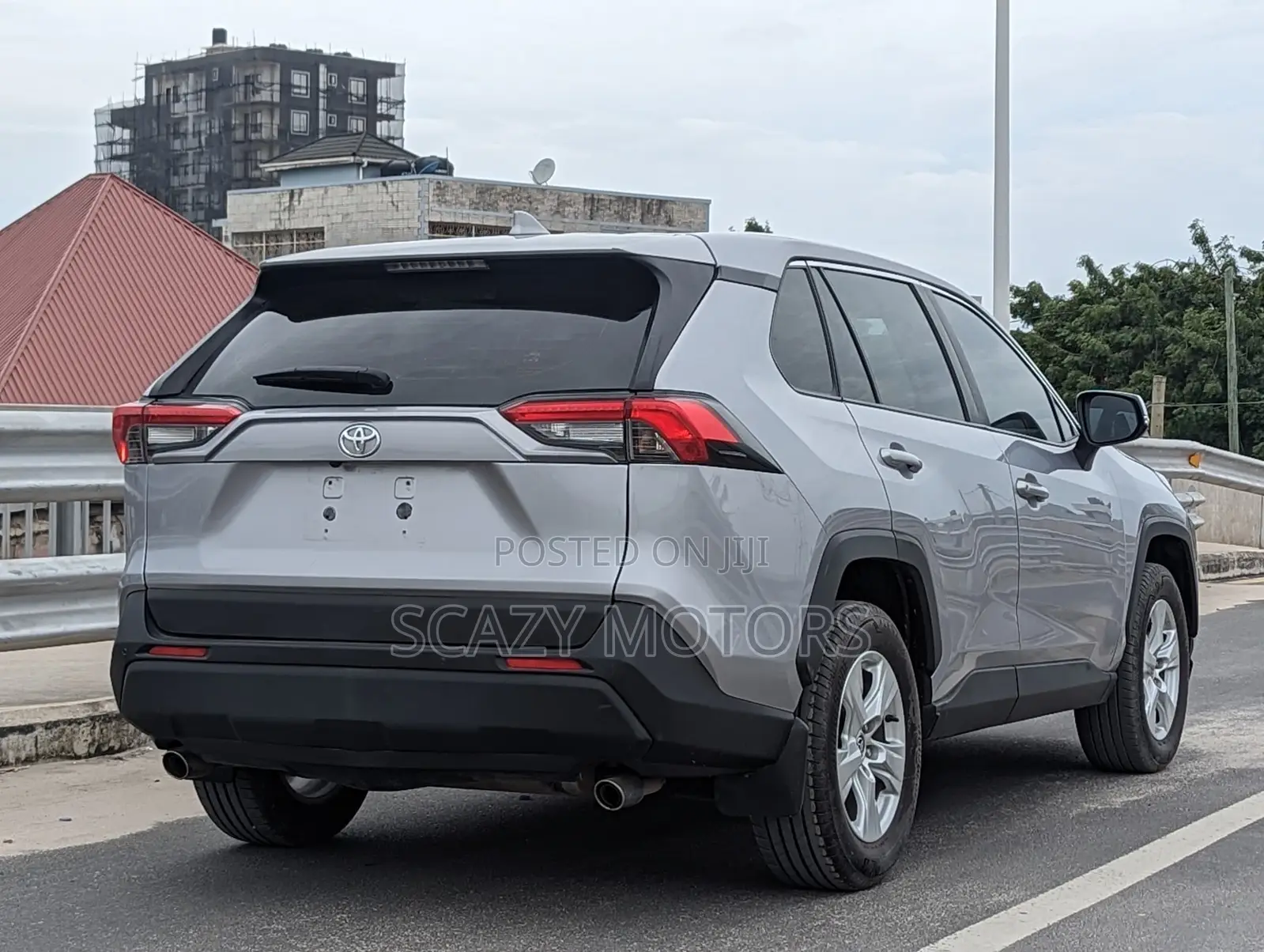 Toyota RAV4 2022 Gray