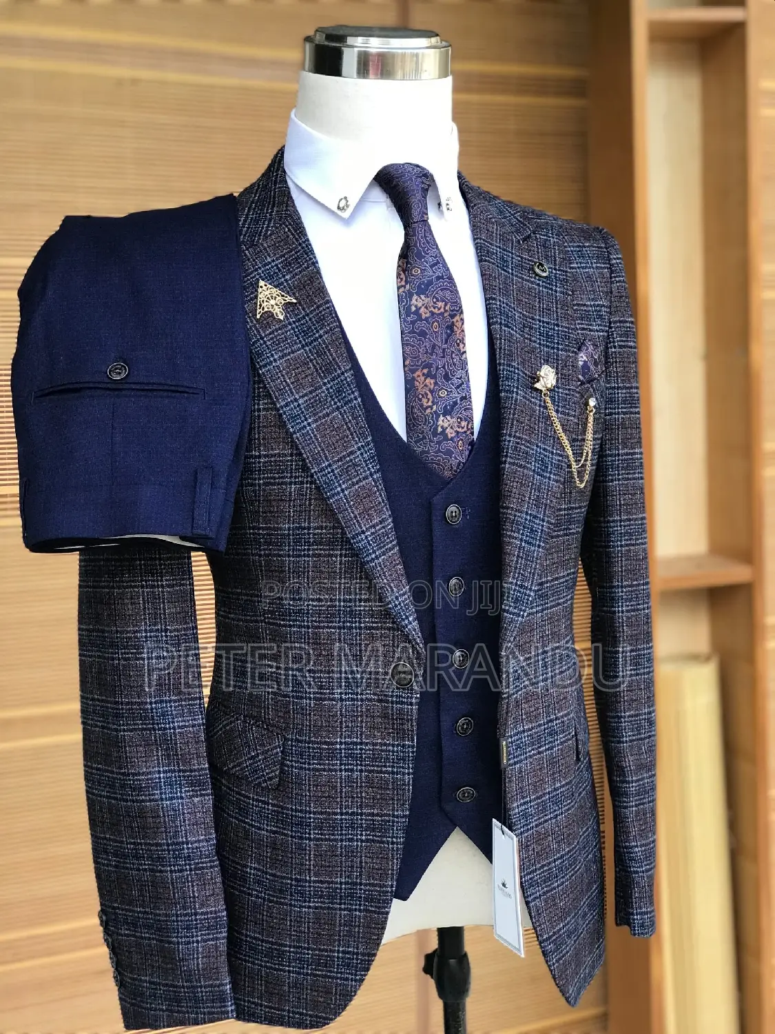 Offcial Men's Suit