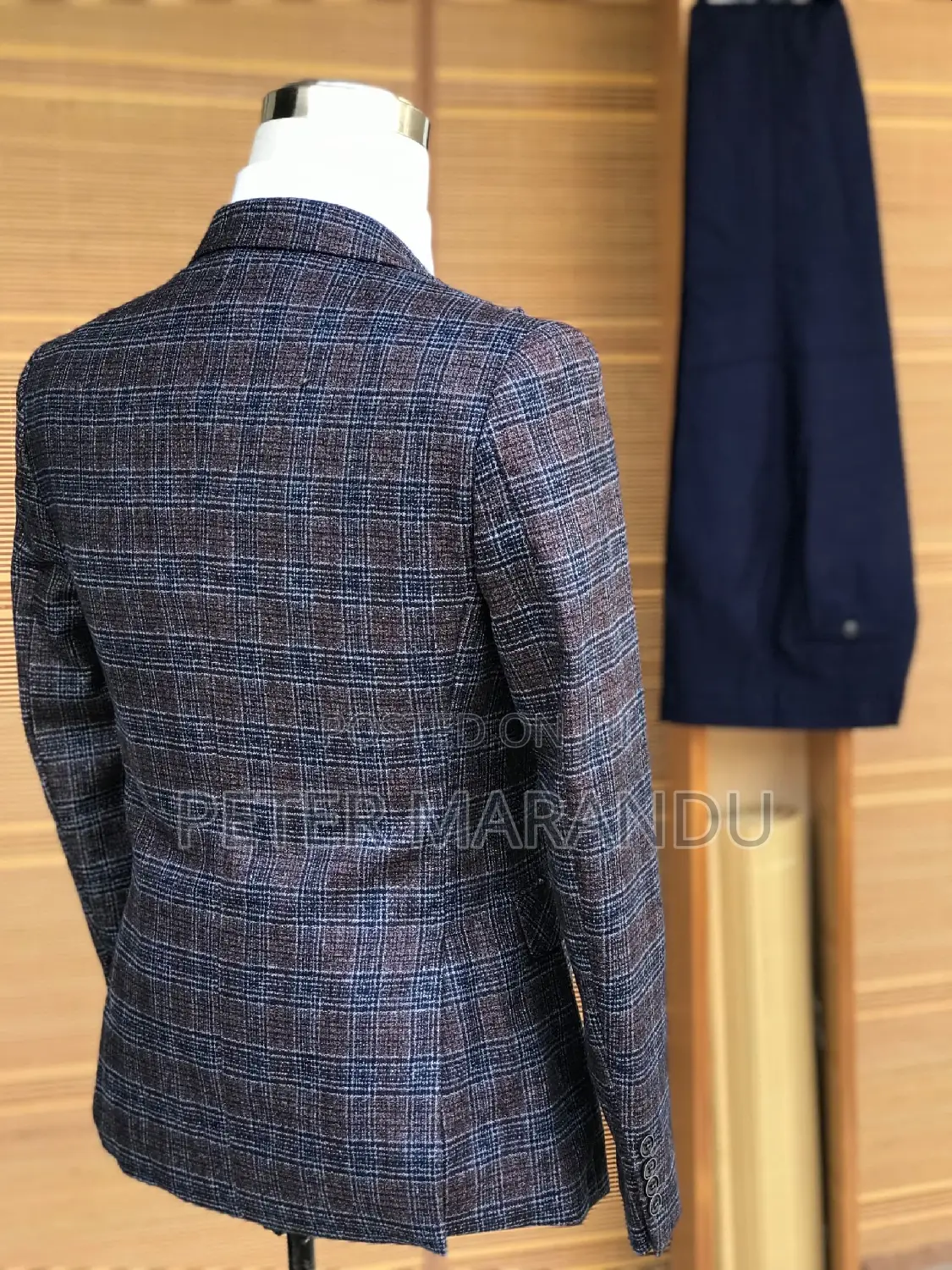 Offcial Men's Suit