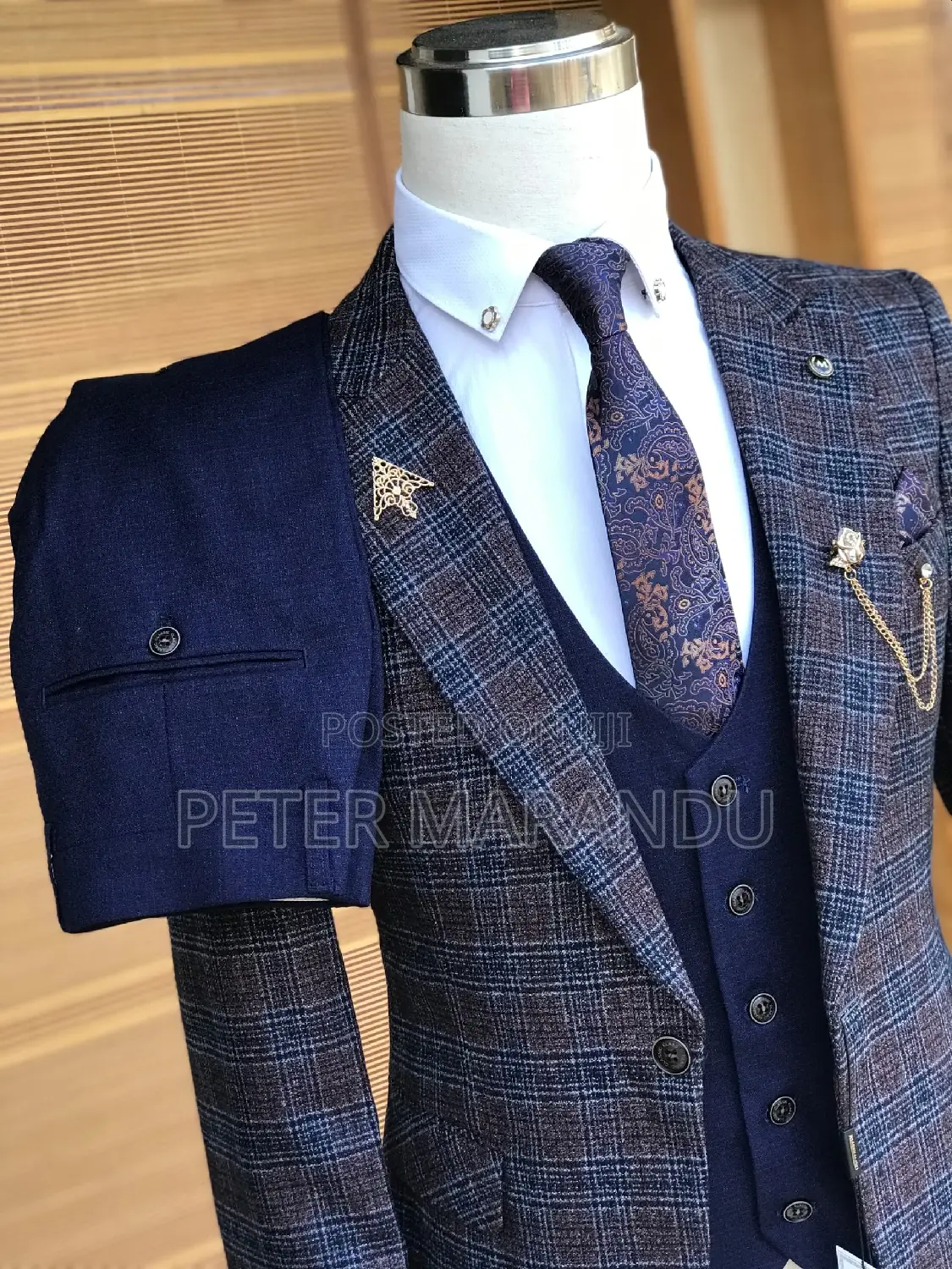 Offcial Men's Suit