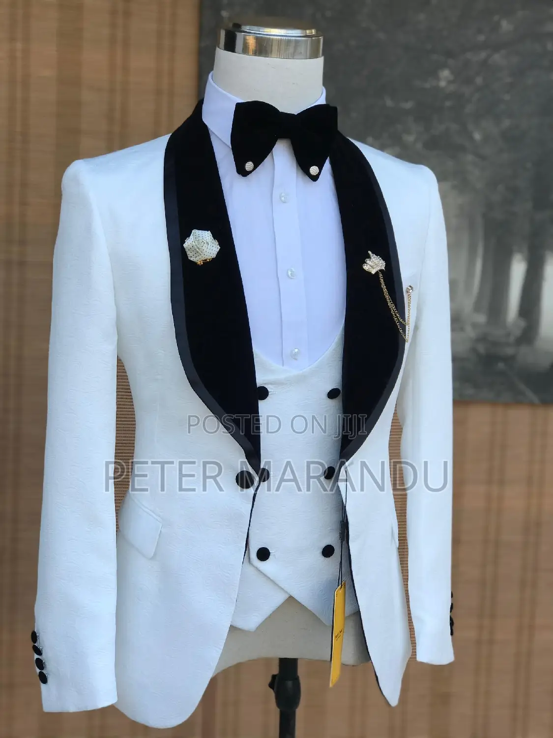 Safari Men's Suit