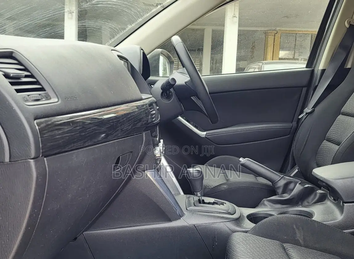 Mazda CX-5 2.2 Diesel FWD 2013 Matt Black