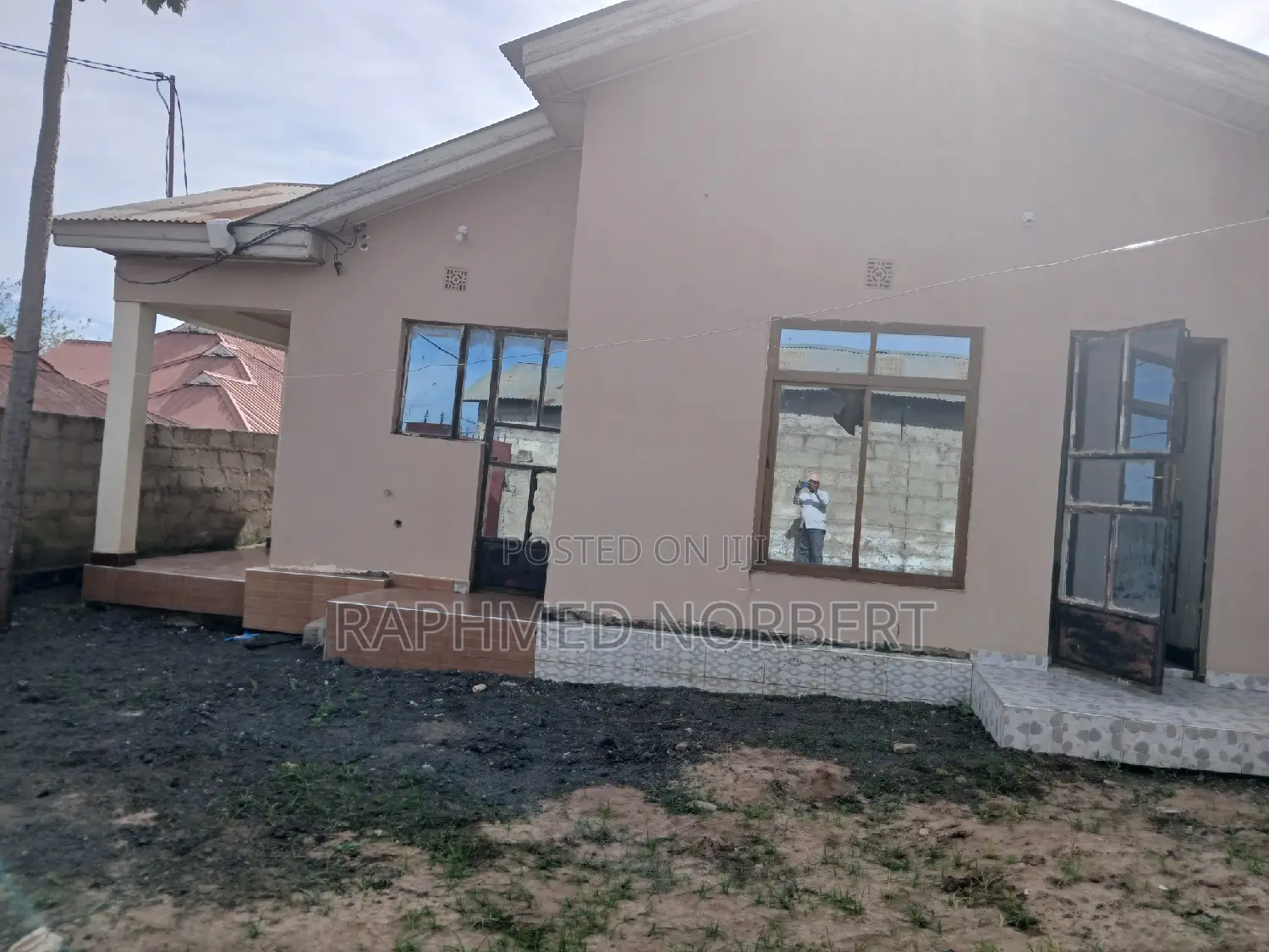 3bdrm Apartment in Tanzania Realestates, Arusha for sale