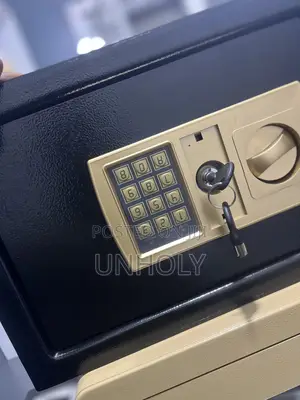 Safe Box (Medium Size)