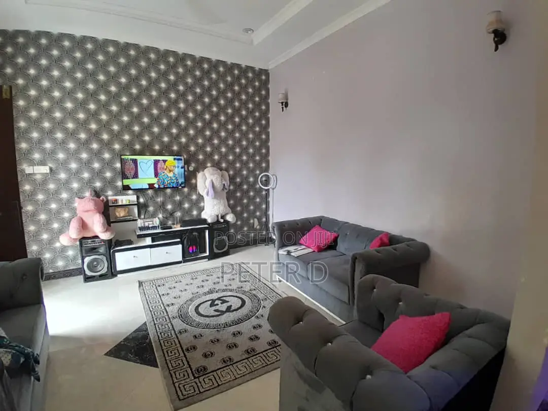 3bdrm House in Kinyerezi, Tabata for sale