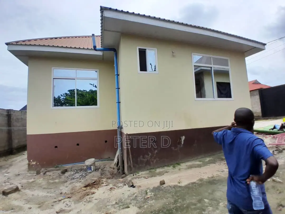 3bdrm House in Kinyerezi, Tabata for sale