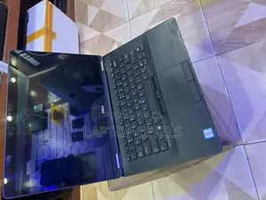 Laptop Dell Latitude 14 E7470 8GB Intel Core I7 SSD 256GB