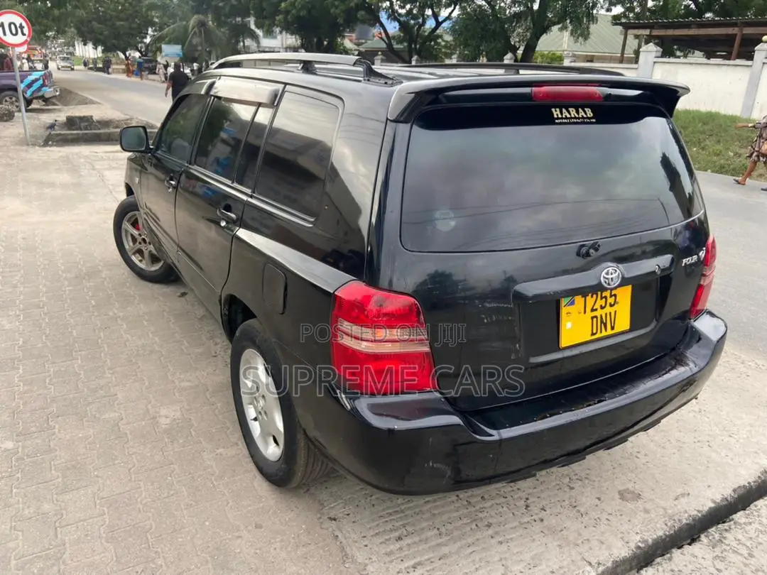 Toyota Kluger 2004 Black