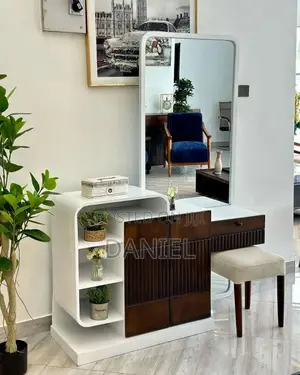 Dressing Table Kioo Kikubwa Mpaka Chini