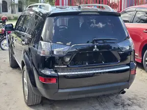 Mitsubishi Outlander 2.4 LS 4WD 2006 Black