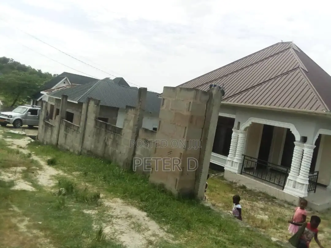 3bdrm House in Tabata for sale