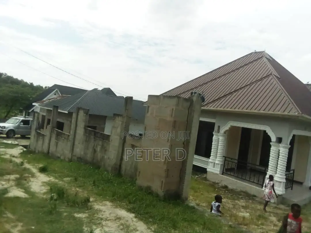 3bdrm House in Tabata for sale