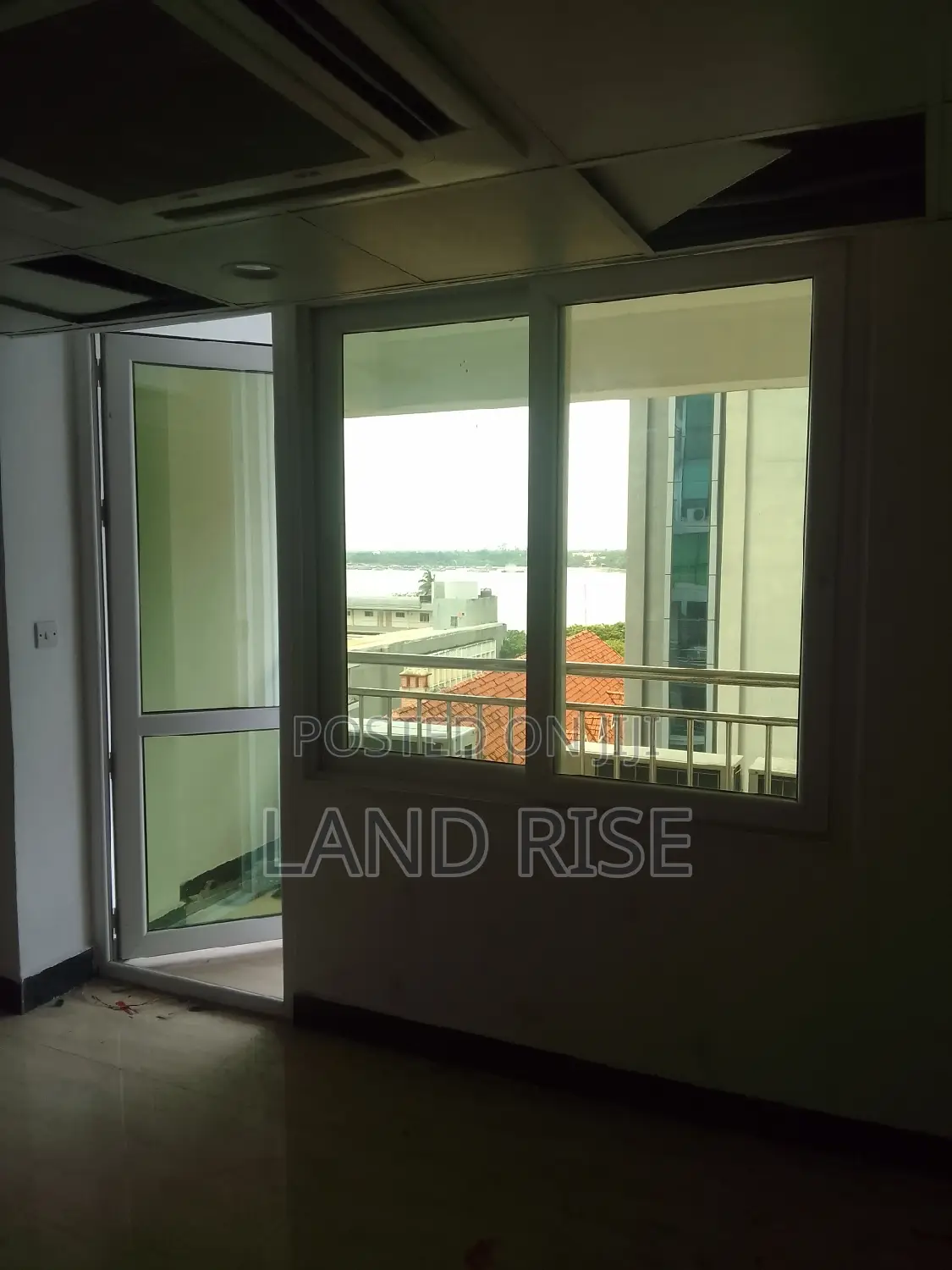 750 SQM Warehouse in Chang'ombe