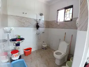 5bdrm House in Mbezi for sale