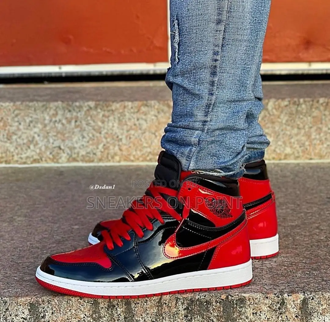 Nike Air Jordan 1