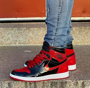 Nike Air Jordan 1