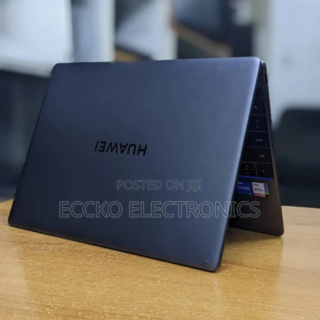 Laptop Huawei MateBook 13 WRT-W19E 16GB Intel Core I5 SSD 512GB