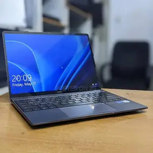 Laptop Huawei MateBook 13 WRT-W19E 16GB Intel Core I5 SSD 512GB