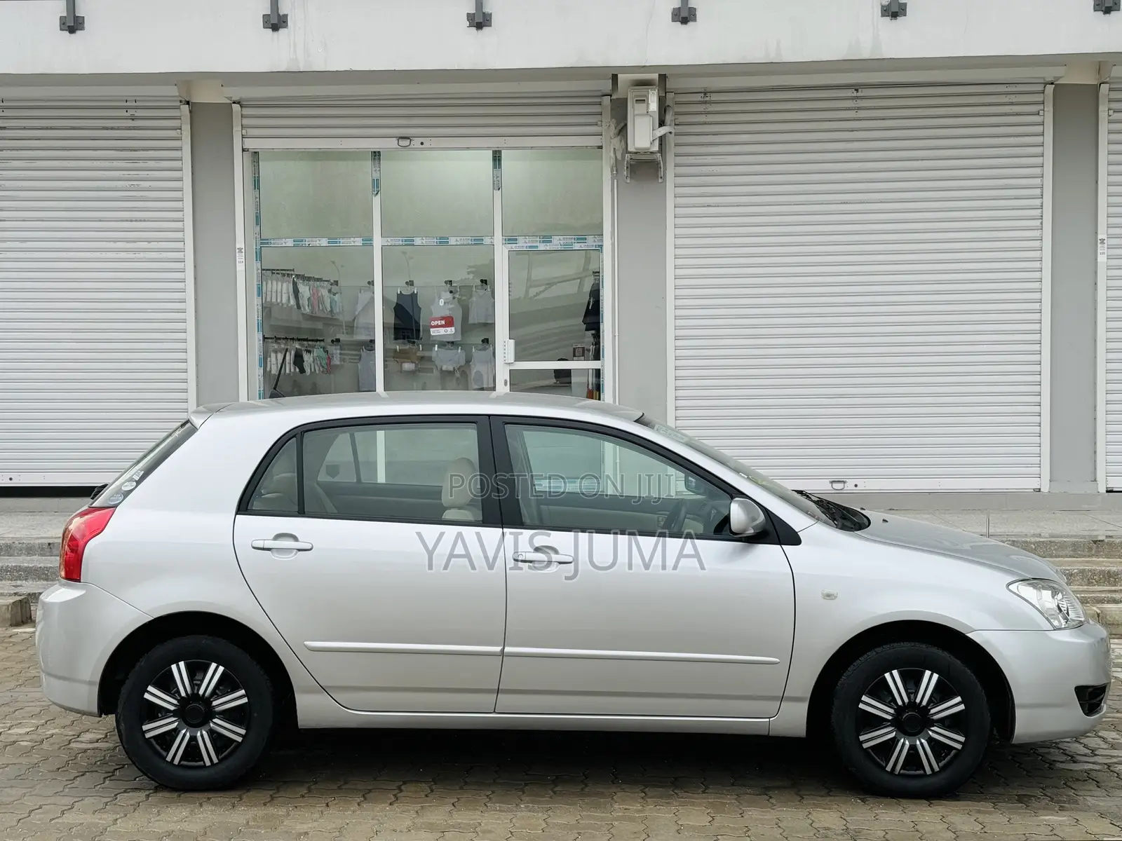 Toyota Corolla RunX 2004 Silver