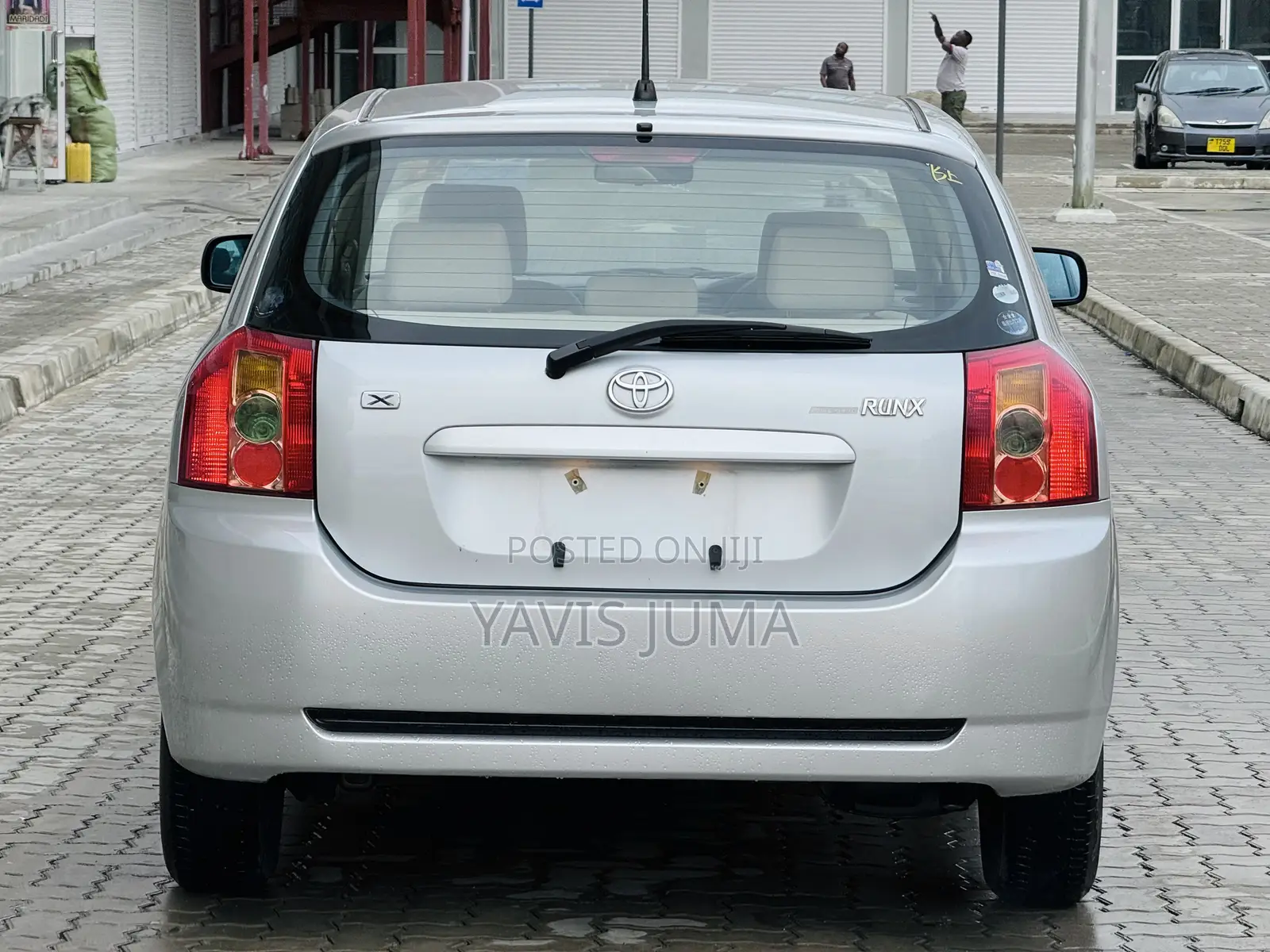 Toyota Corolla RunX 2004 Silver