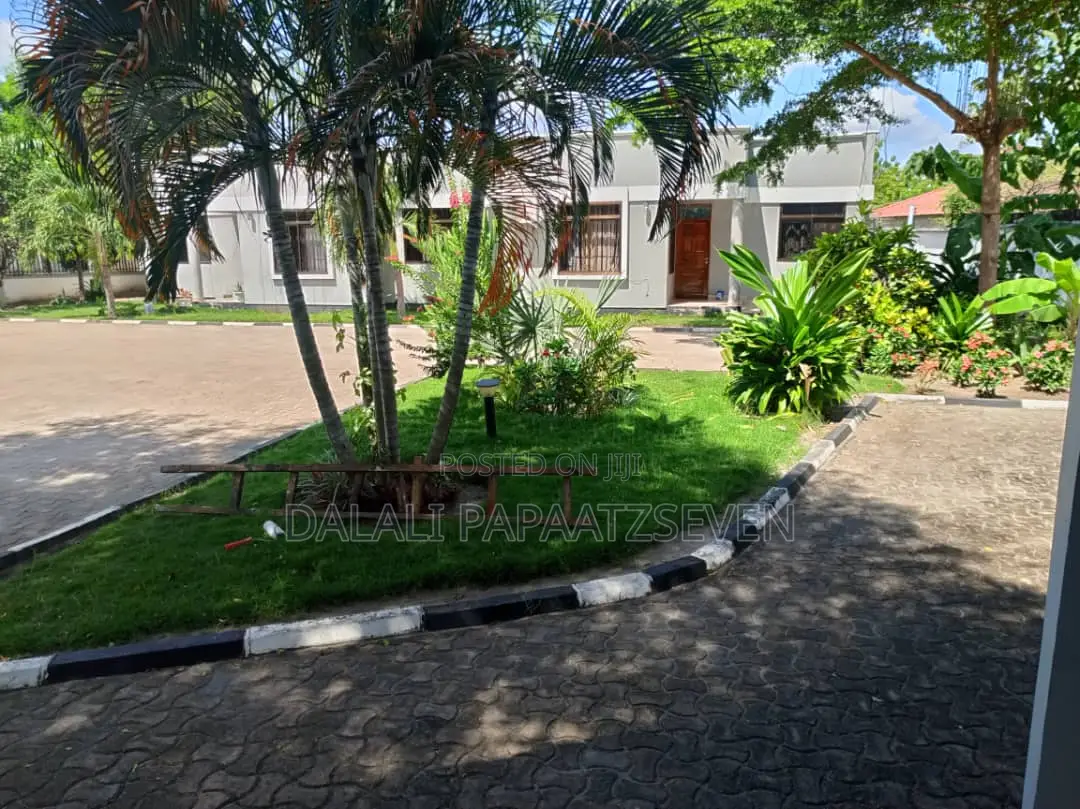 2bdrm Apartment in Dalalipapaatzseven, Kinondoni for rent