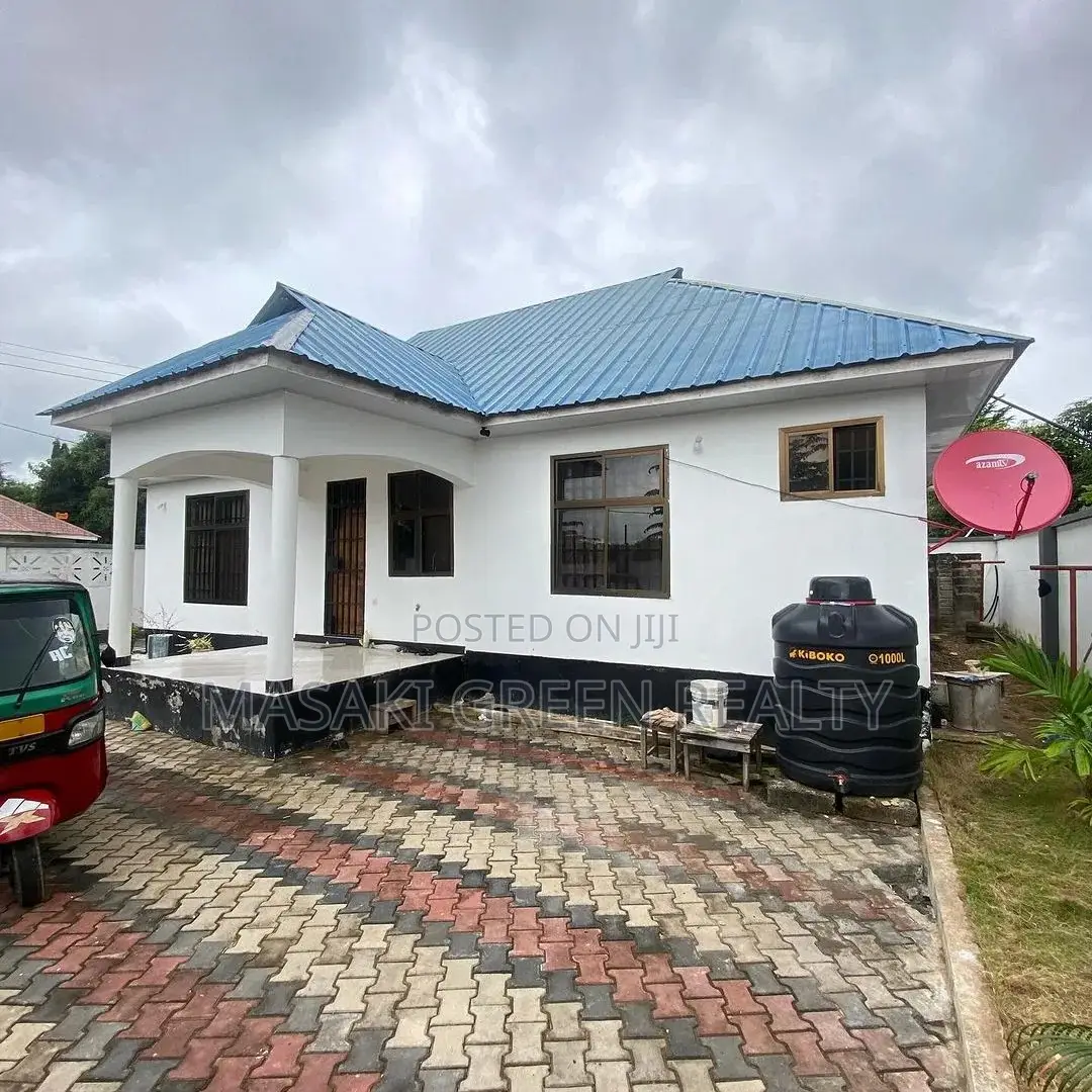 3bdrm House in Bunju, Kinondoni for sale