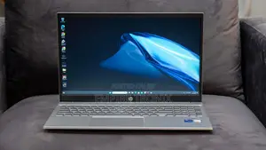 New Laptop HP 16GB Intel Core I7 SSD 256GB