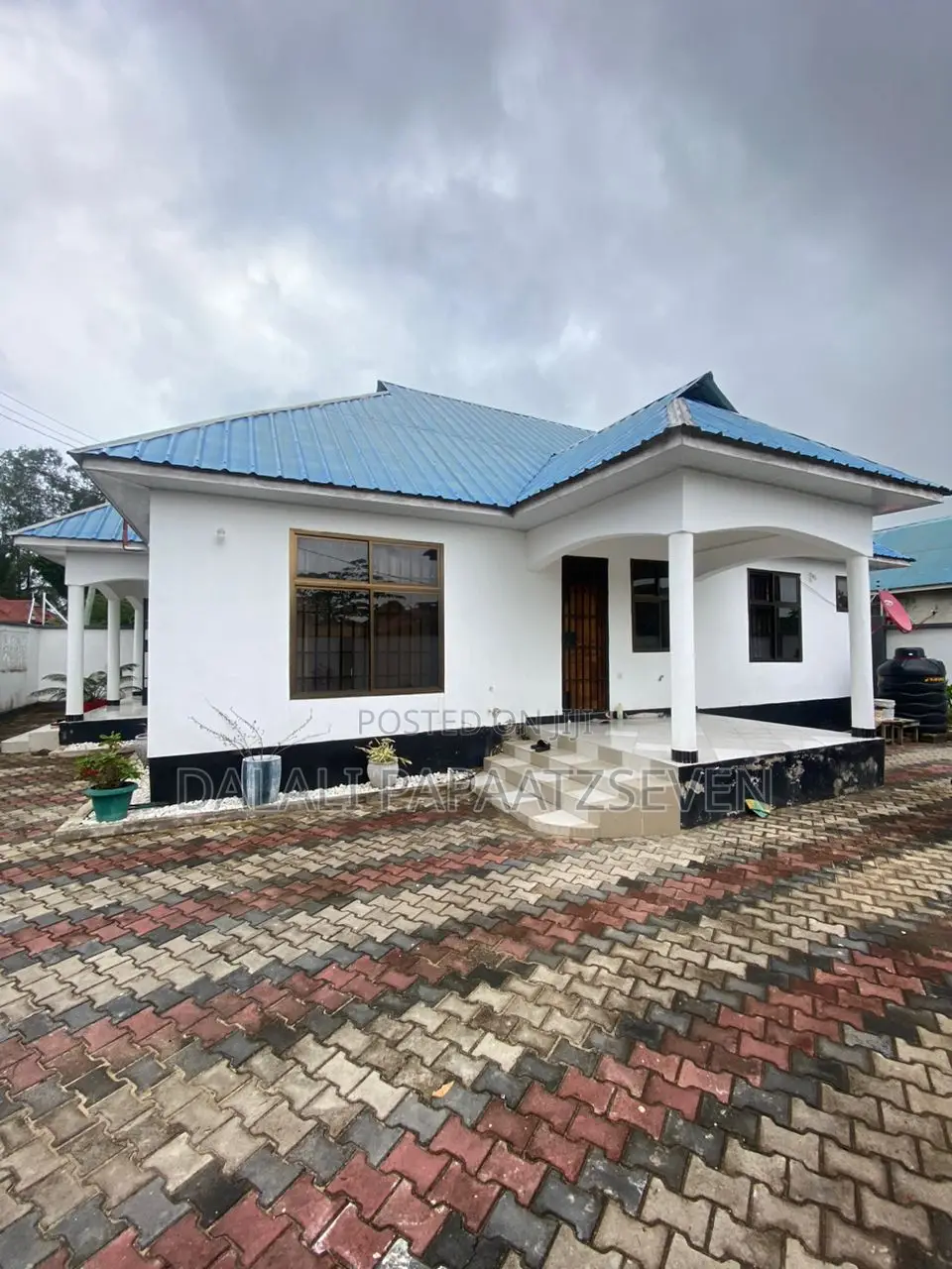 3bdrm House in Dalalipapaatzseven, Bunju for rent
