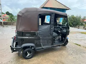 TVS 2023 Black