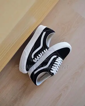 Vans Off the Wall