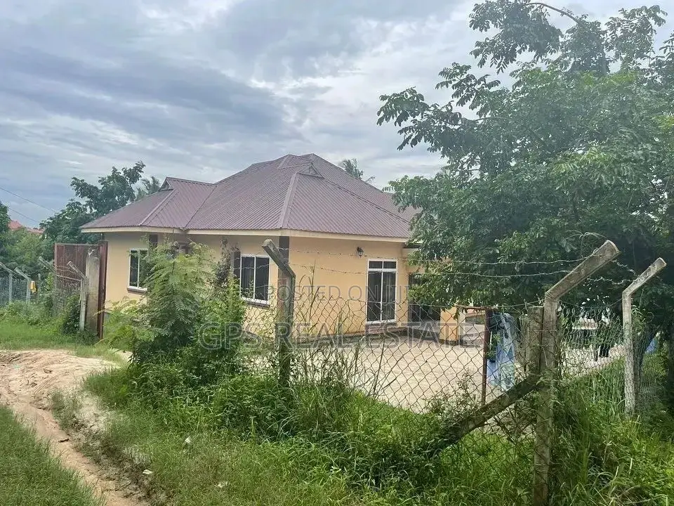 2bdrm Apartment in Mbezi Kibanda Cha, Kinondoni for sale