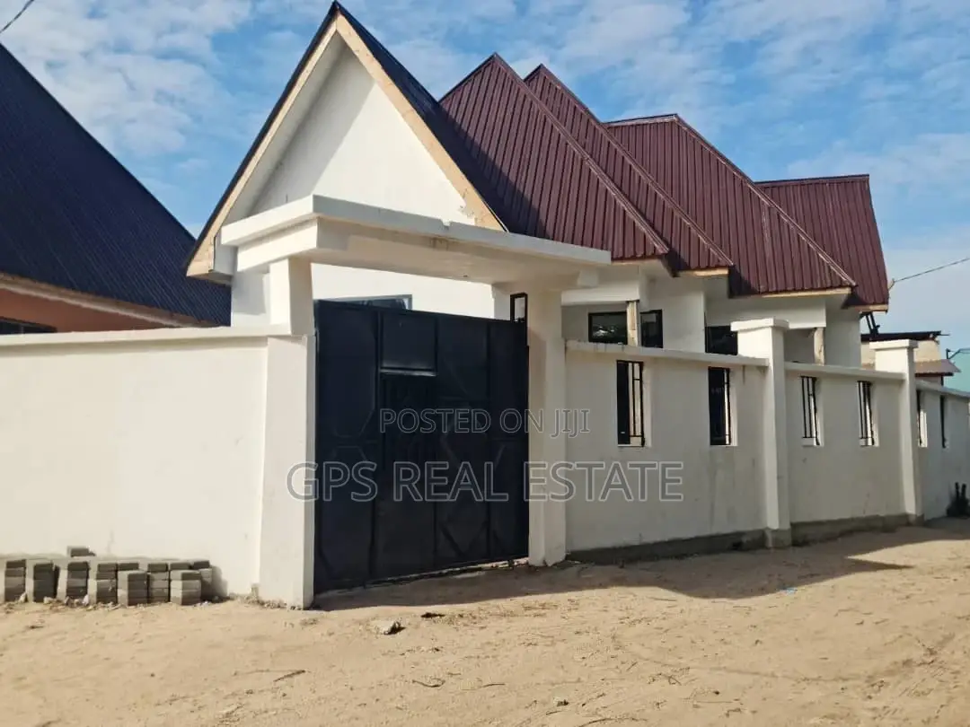 3bdrm House in Mbagala Saku Ilulu, Temeke for sale