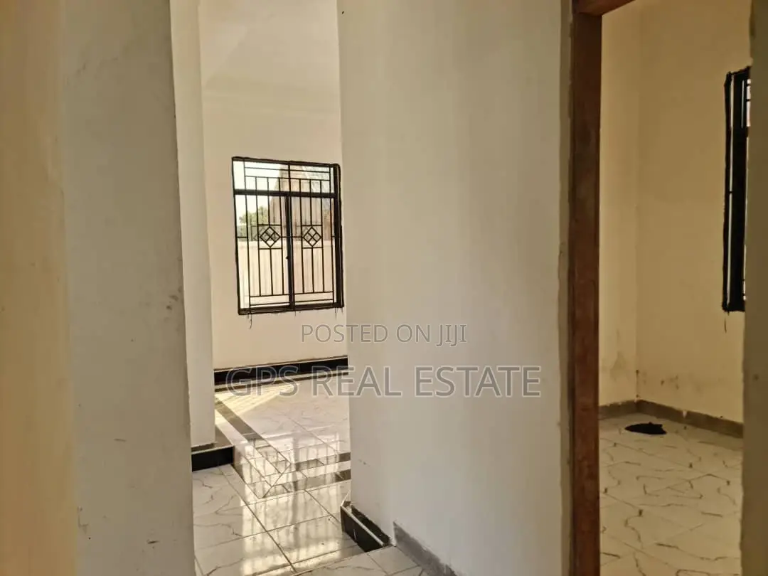 3bdrm House in Mbagala Saku Ilulu, Temeke for sale