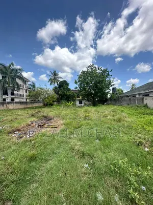 Plot for Sale in Mbezibeach.!