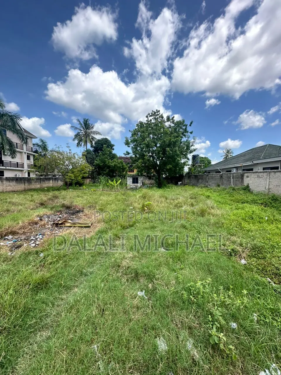 Plot for Sale in Mbezibeach.!