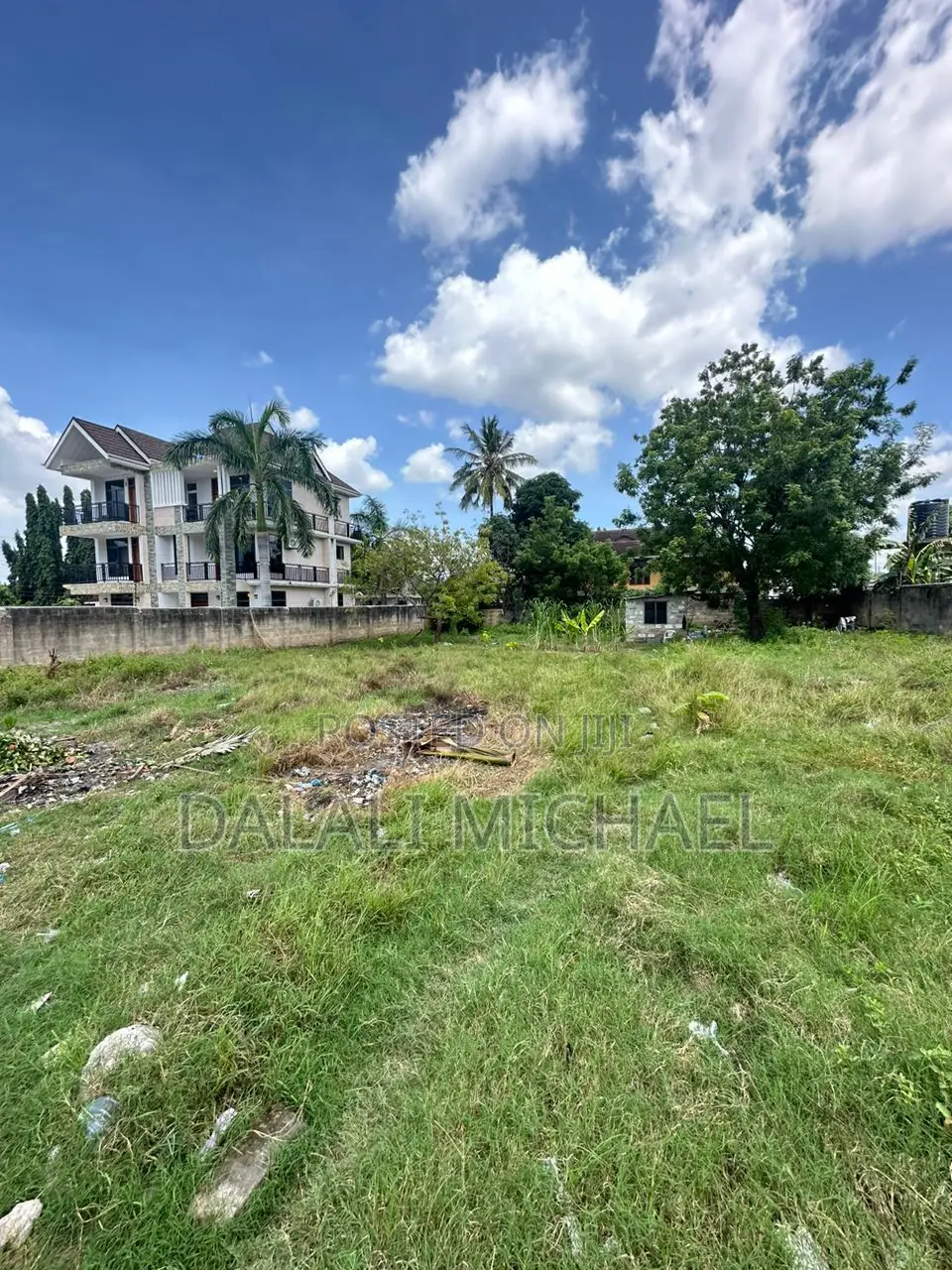 Plot for Sale in Mbezibeach.!