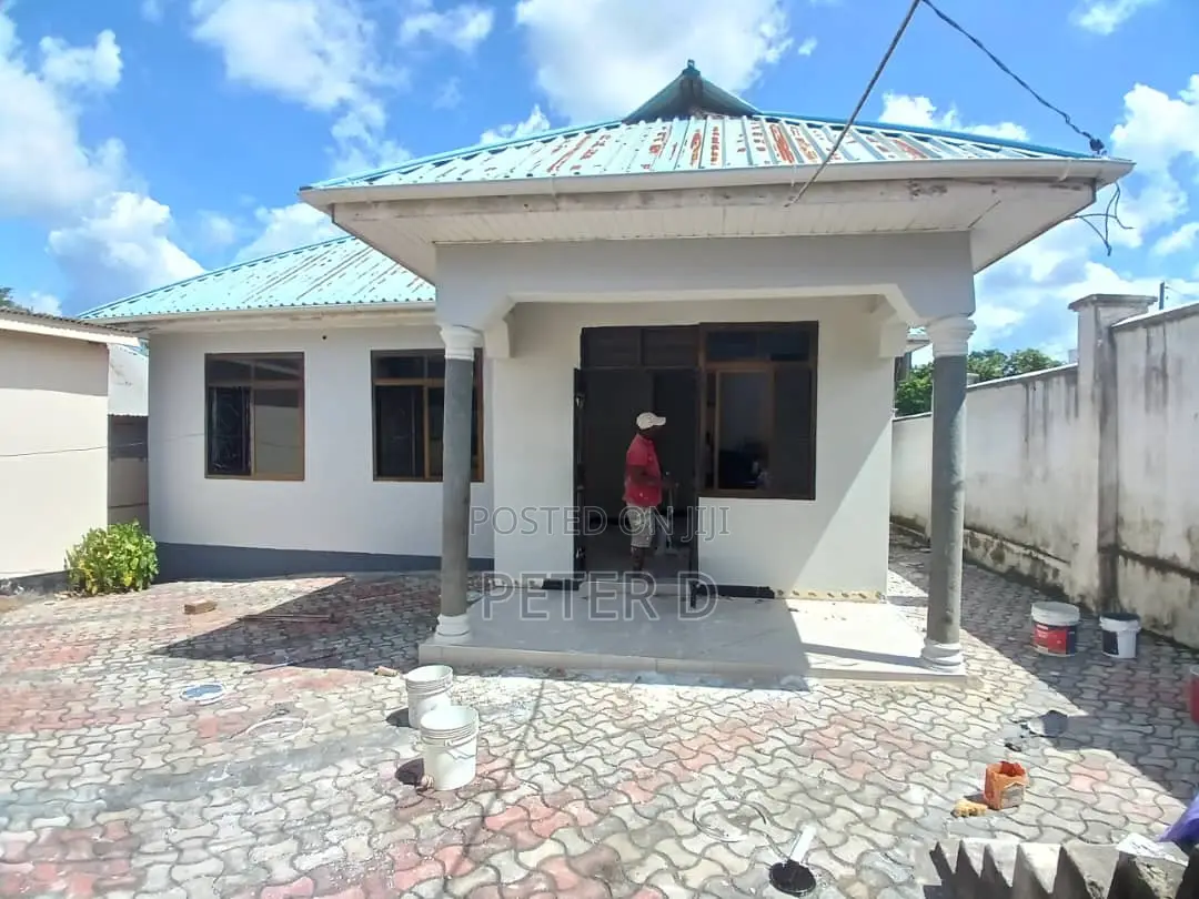 3bdrm House in Mbezi for sale