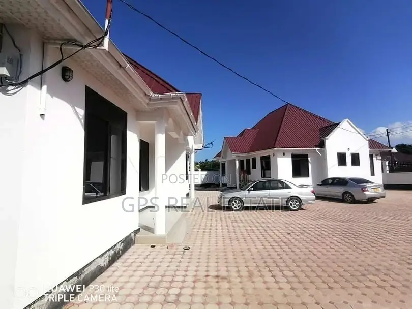 3bdrm House in Goba Center, Kinondoni for sale