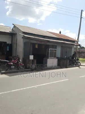 Eneo La Kibiashara Linauzwa Milioni 18.5 Ukonga Mazizini.