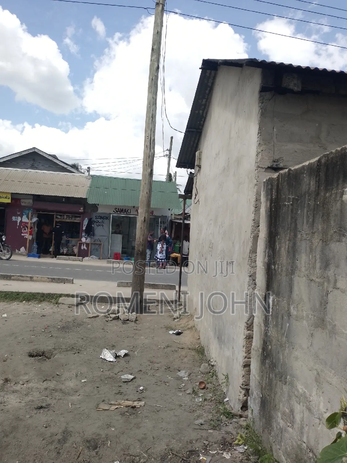 Eneo La Kibiashara Linauzwa Milioni 18.5 Ukonga Mazizini.