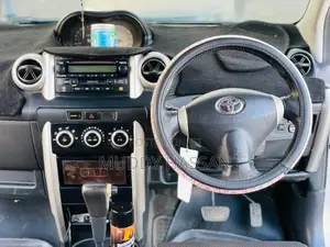 Toyota IST 2003 Silver
