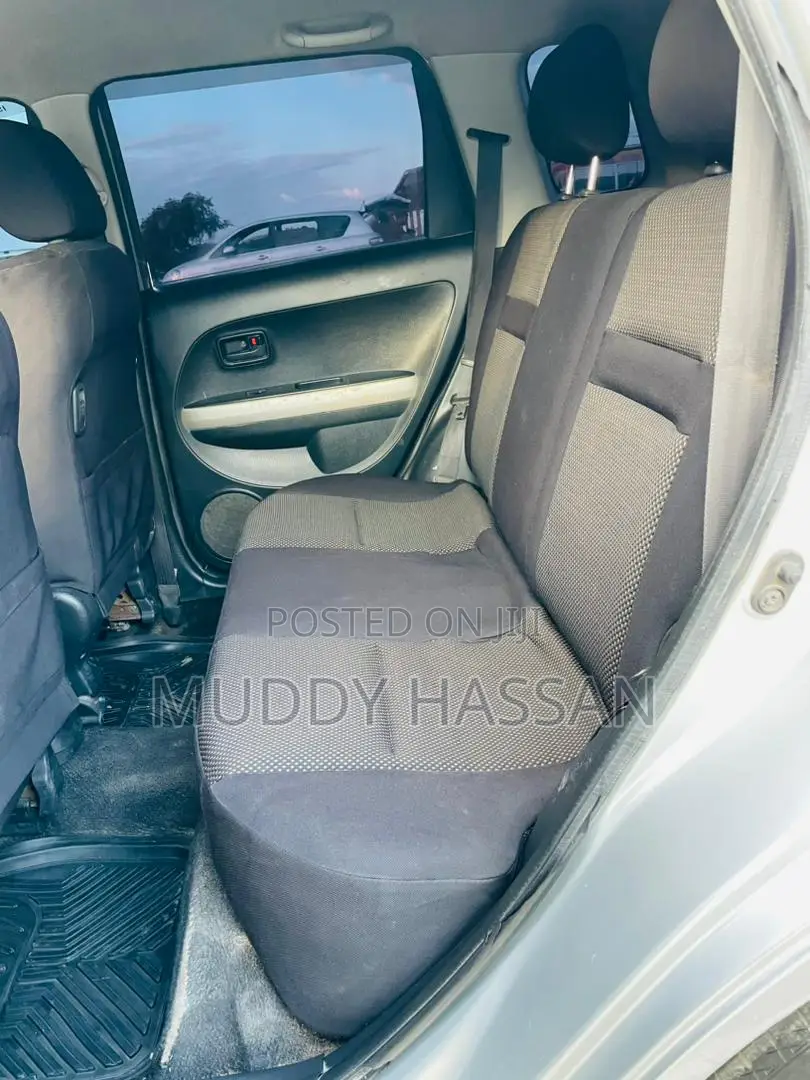 Toyota IST 2003 Silver