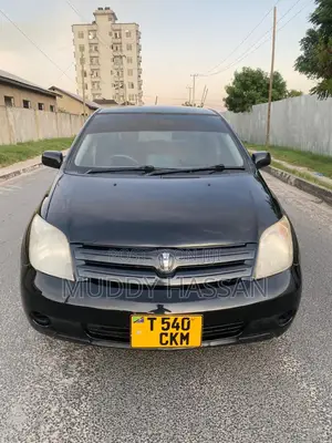 Toyota IST 2005 Black